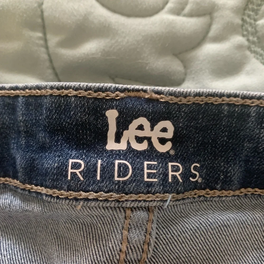 Lee Riders - Picture 3 of 5